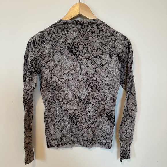 Banana republic pattern cardigan - Picture 3 of 3